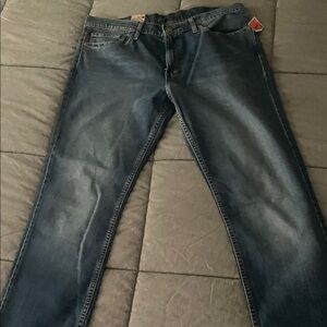 Levi's Relaxed Fit Jeans - Medium Blue